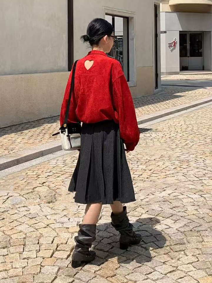 Heart-shaped hollow drawstring coat Heart-shaped hollow drawstring coat