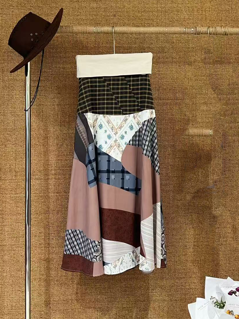 Bohemian-style printed patchwork skirt