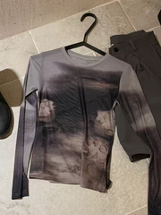 Long-sleeved top with gauze print for women