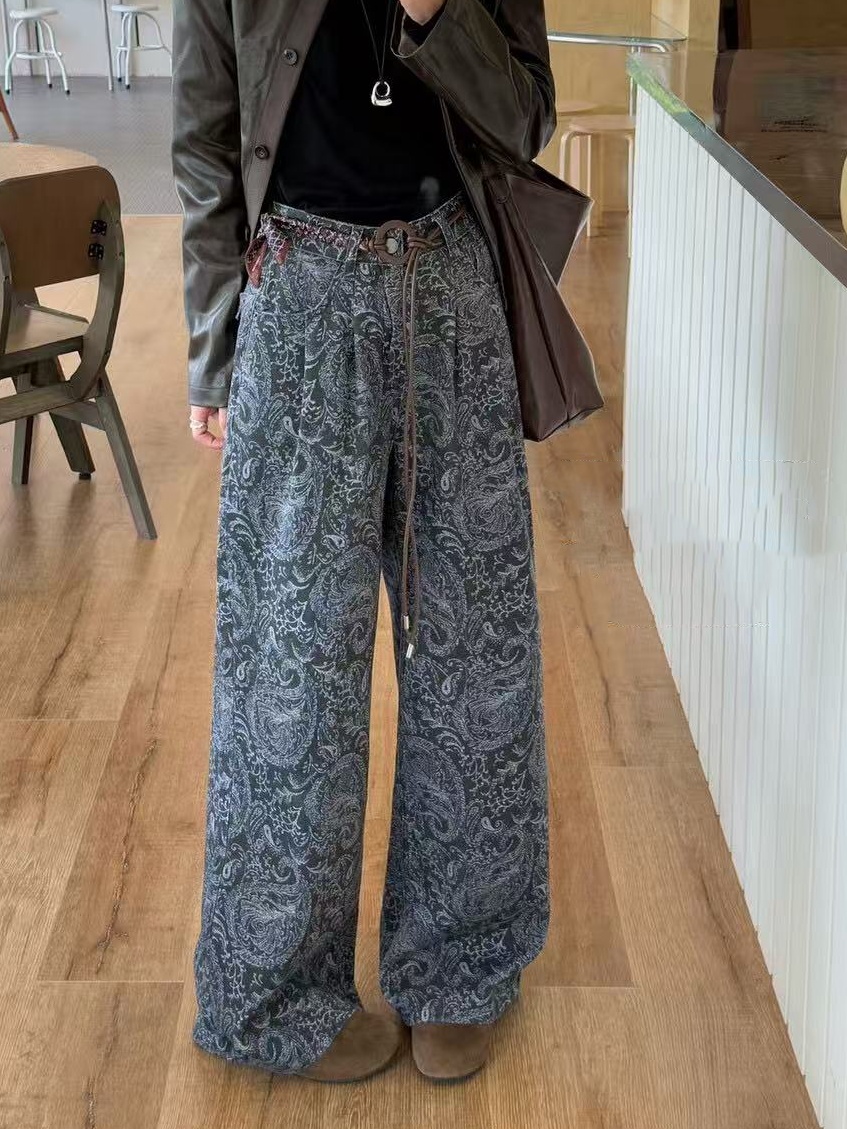 Ladies' retro and fashionable cashew flower printed jeans (with belt) Ladies' retro and fashionable cashew flower printed jeans (with belt)