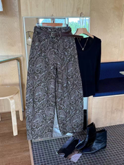 Ladies' retro and fashionable cashew flower printed jeans (with belt)