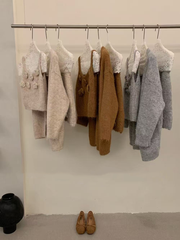 A three-piece set of casual three-dimensional crocheted patterns