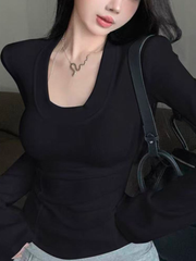 A large U-neck knitted top for ladies