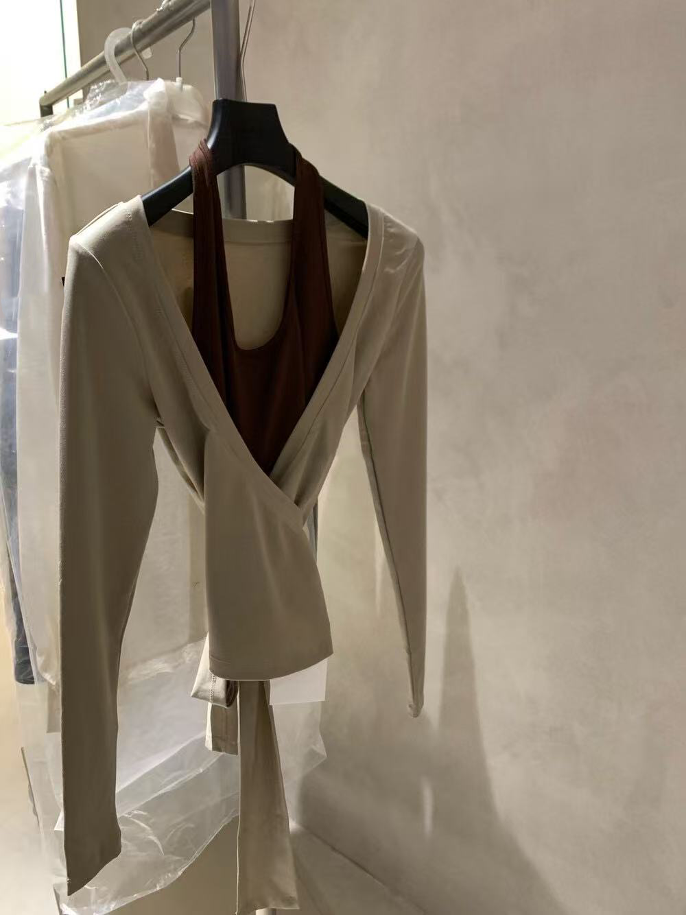 Retro color-blocking long sleeves with LACES Retro color-blocking long sleeves with LACES