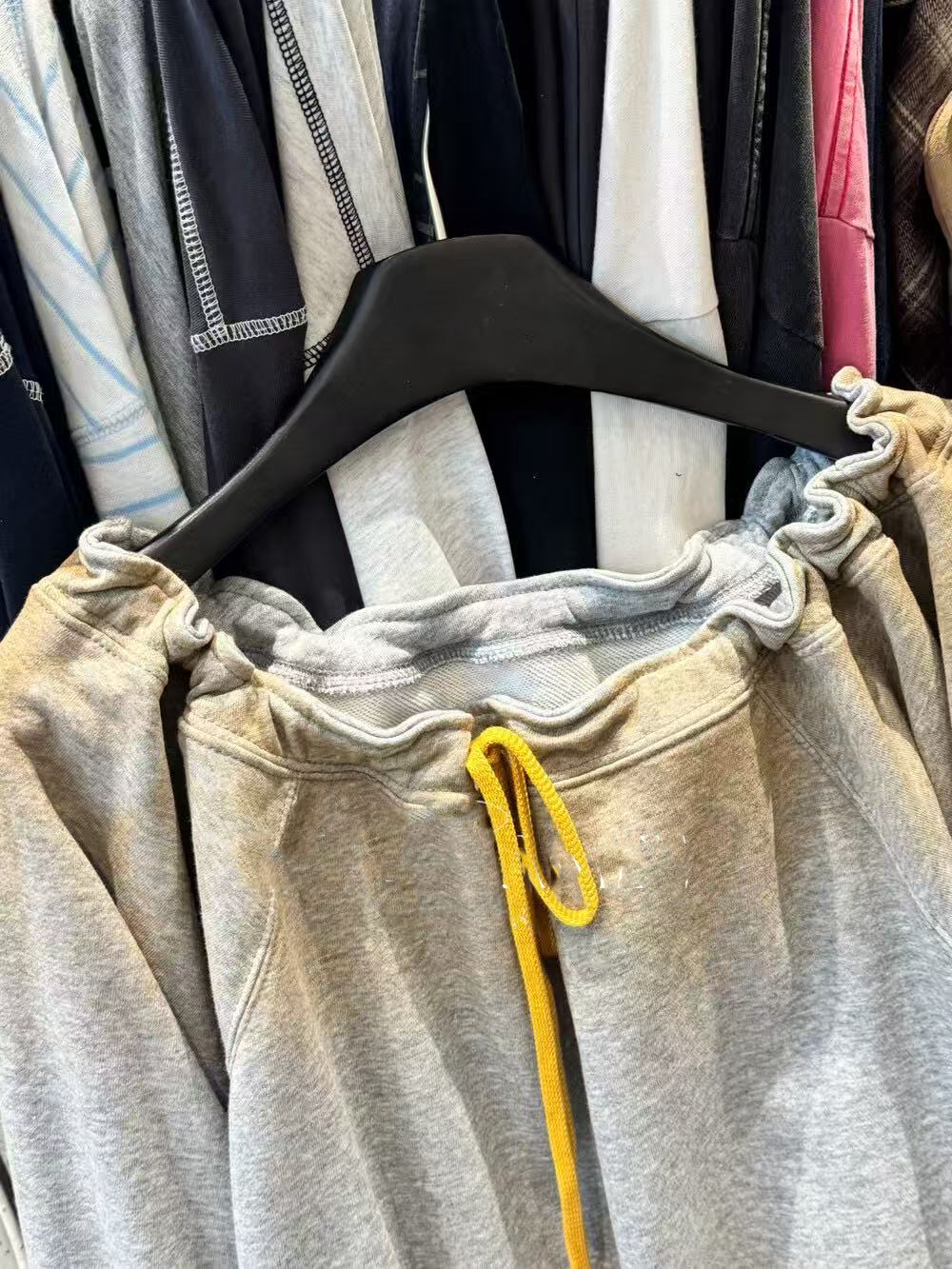 Retro drawstring one-shoulder long-sleeved shirt