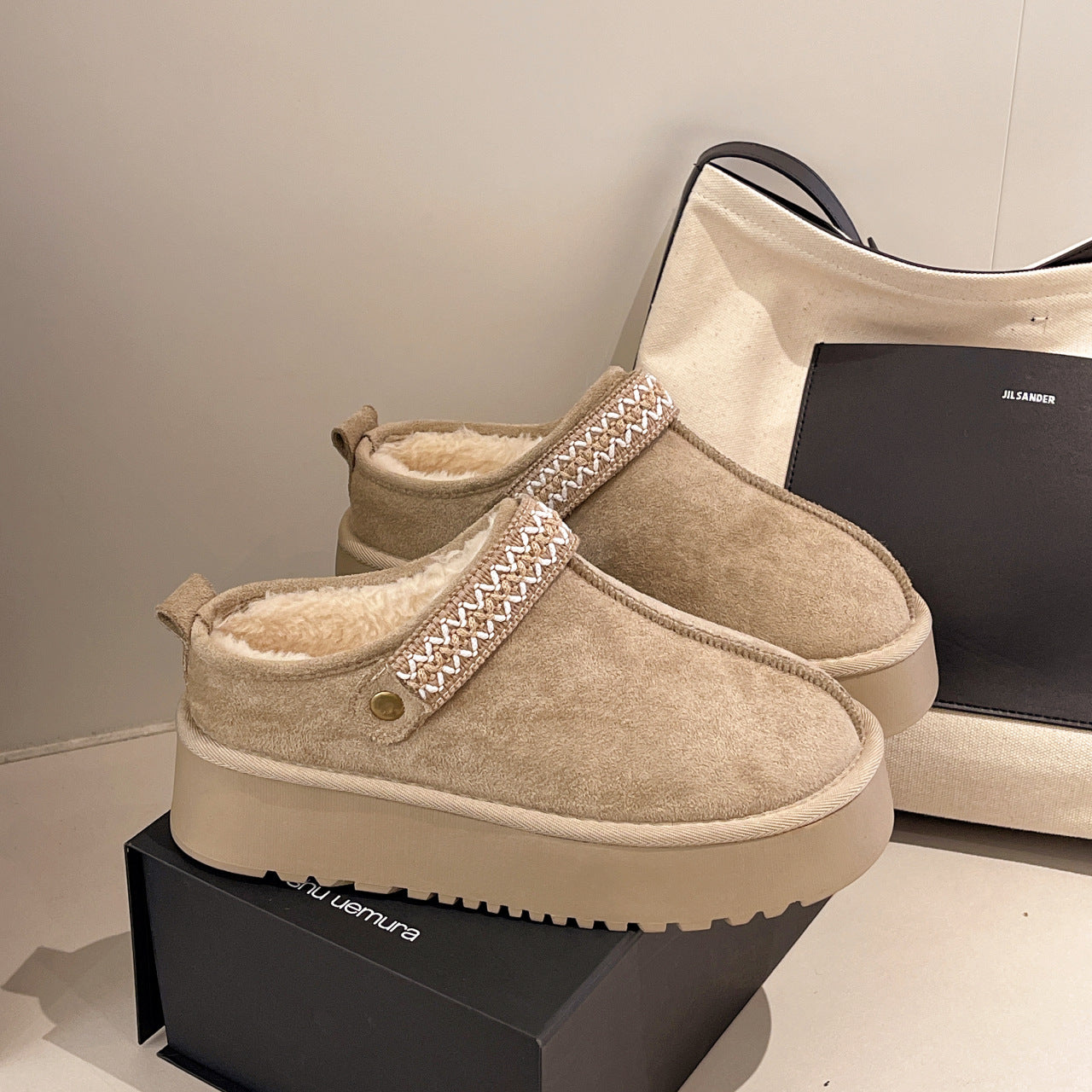 Ethnic-style embroidered thick-soled snow boots