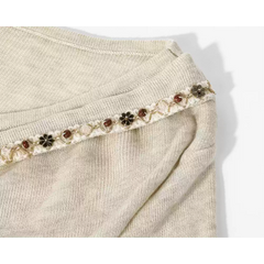 Ladies' knitted lapel with floral fringes