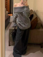 A sexy one-shoulder knitted top for ladies