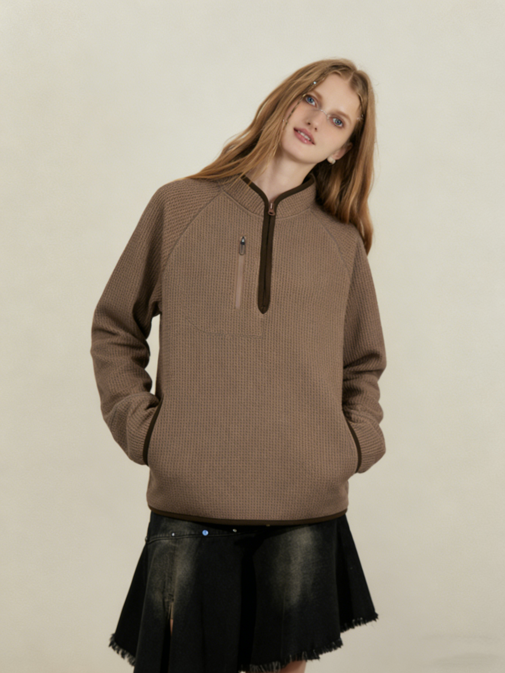 Waffle-knit half-front stand-up collar sweatshirt