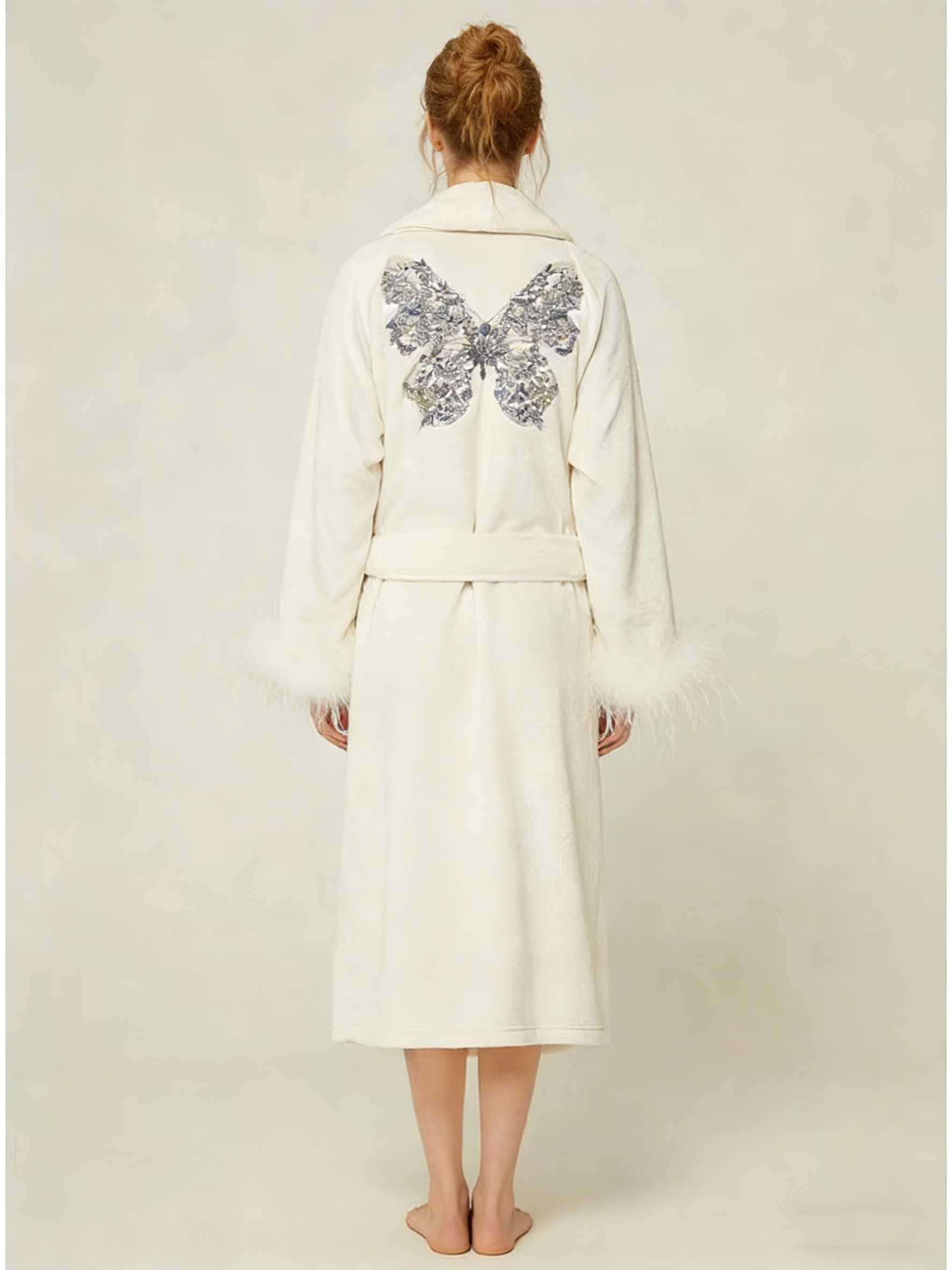 Coral fleece ocamel hair butterfly embroidered bathrobe