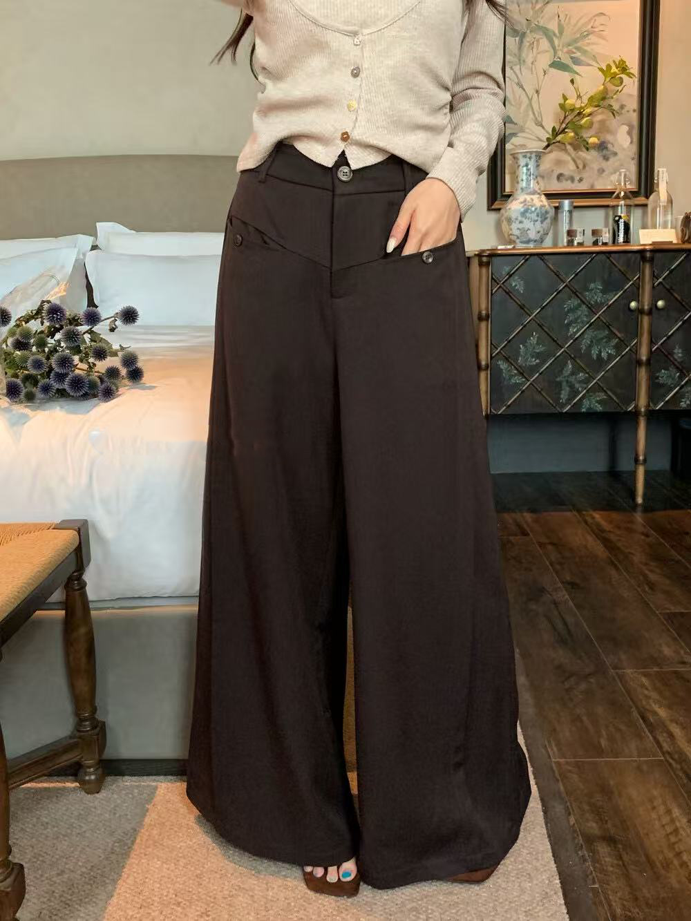 Ladies' suit pocket straight-leg pants