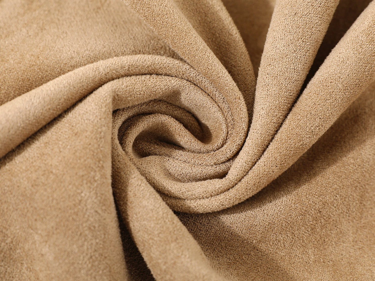 A casual coat with spliced cuffs and straps for women